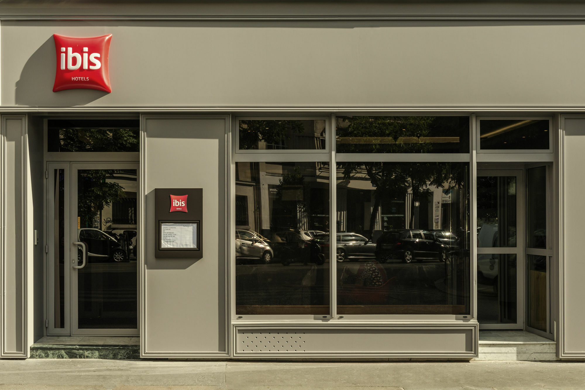 Hotel Ibis Paris Avenue De La Republique Esterno foto