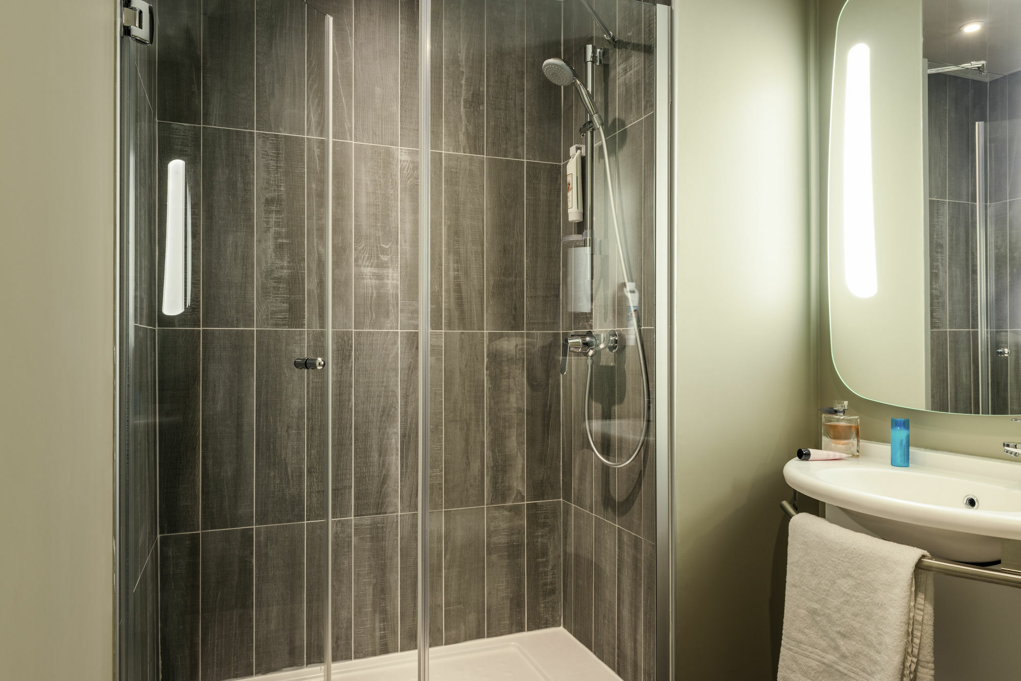 Hotel Ibis Paris Avenue De La Republique Esterno foto